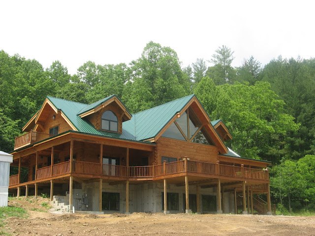 Custom 6 x 12 log home with dovetail corners.