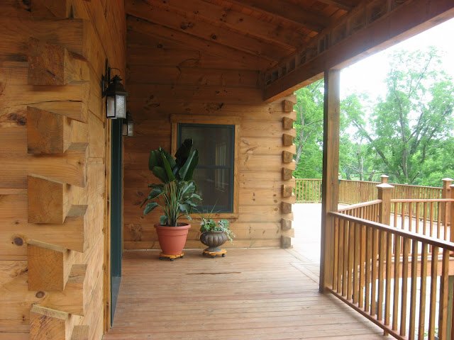 Benefits of log home living